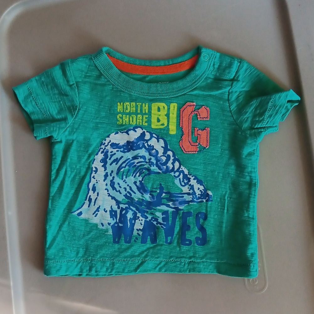 surf graphic tee-shirt